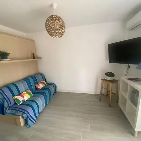 Au Calme Avec Piscine Frejus